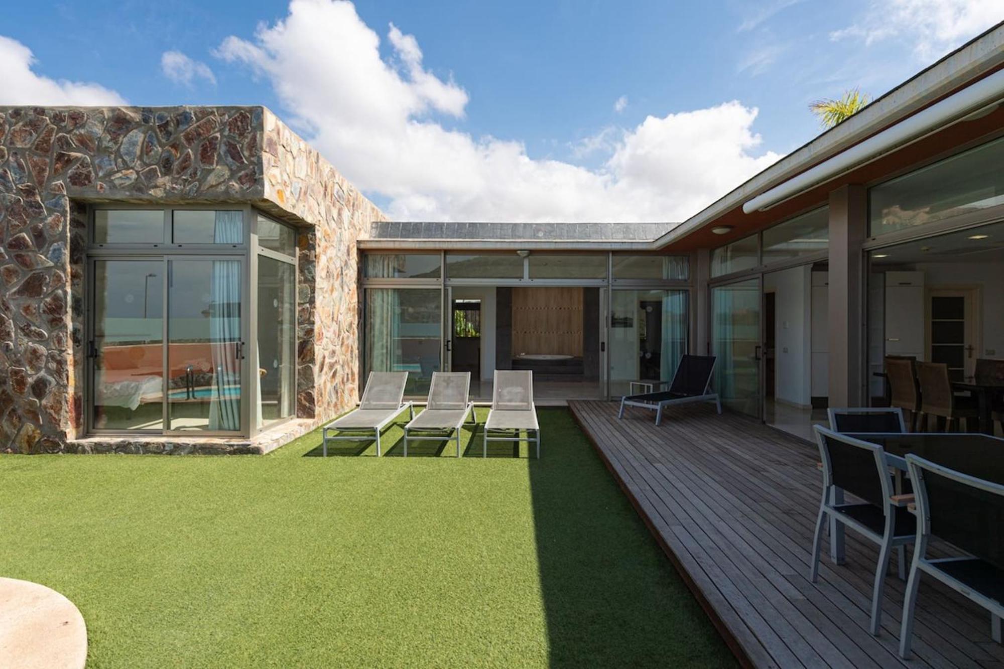 Tauro Villas Deluxe La Playa de Tauro Extérieur photo