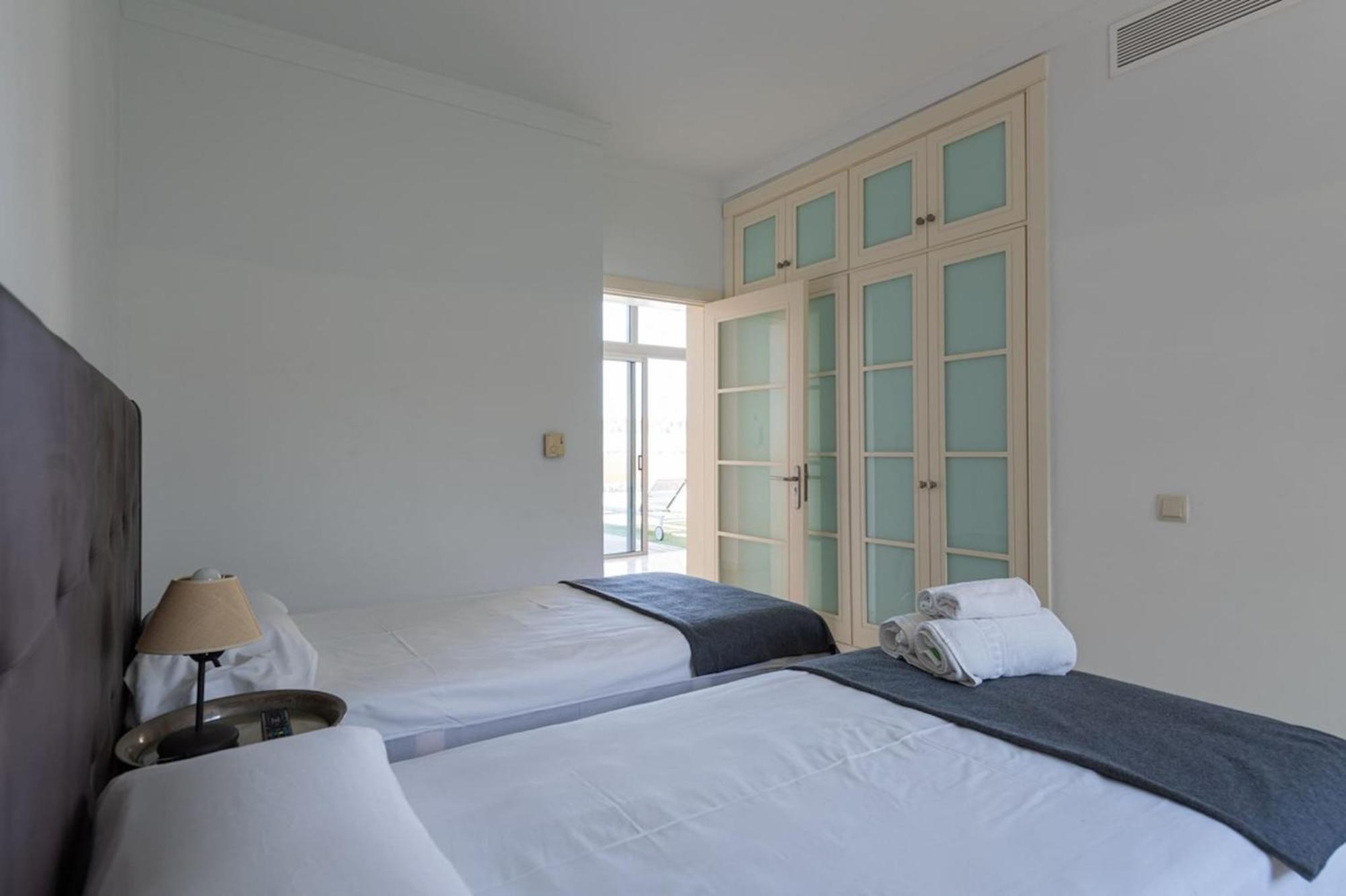 Tauro Villas Deluxe La Playa de Tauro Extérieur photo